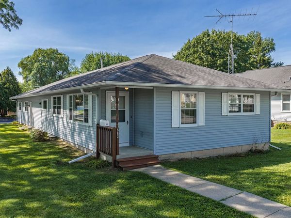 662 11th Street, Baraboo, WI 53913