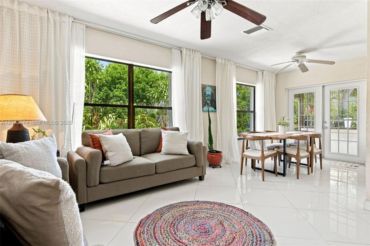 4121 NW 78th Way, Coral Springs, FL 33065 Photo