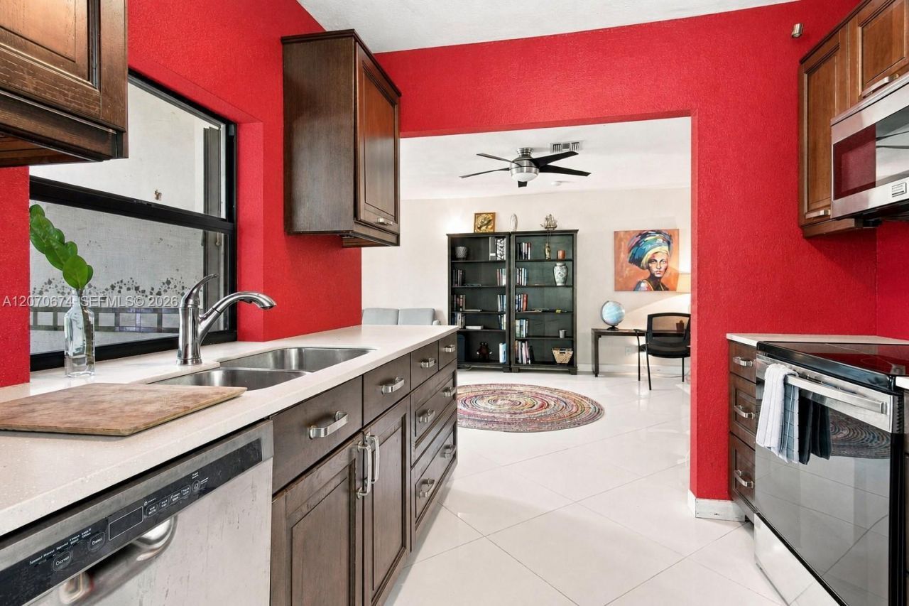 4121 NW 78th Way, Coral Springs, FL 33065 Photo