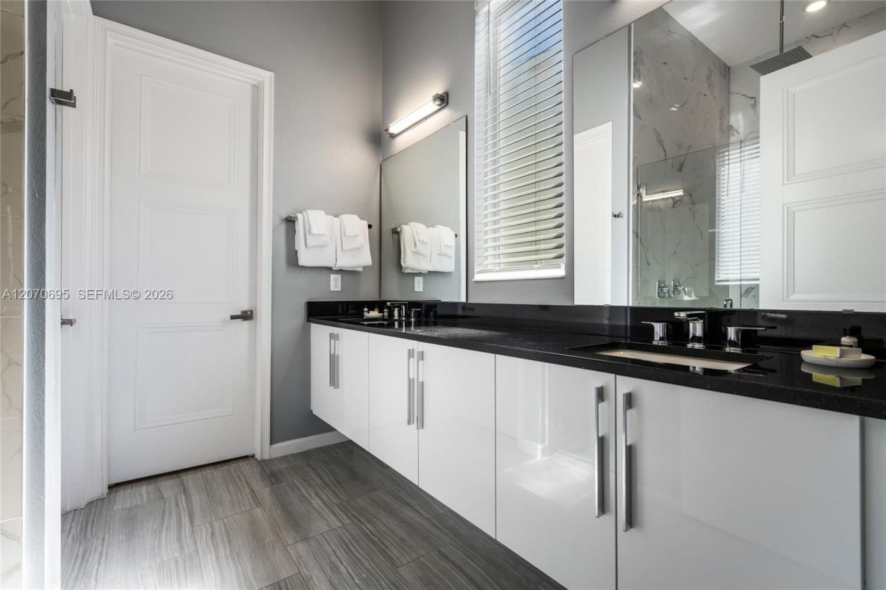 1758 Oak Blossom , Davenport, FL 33837 Photo