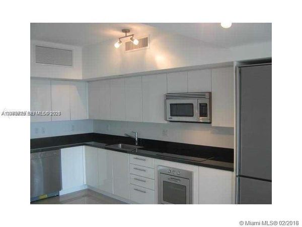 92 SW 3rd St , Unit 1409, Miami, FL 33130