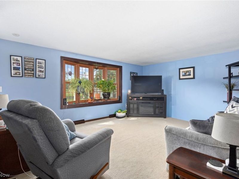6641 Hillfield Street NW, North Canton, OH 44720 Photo 4