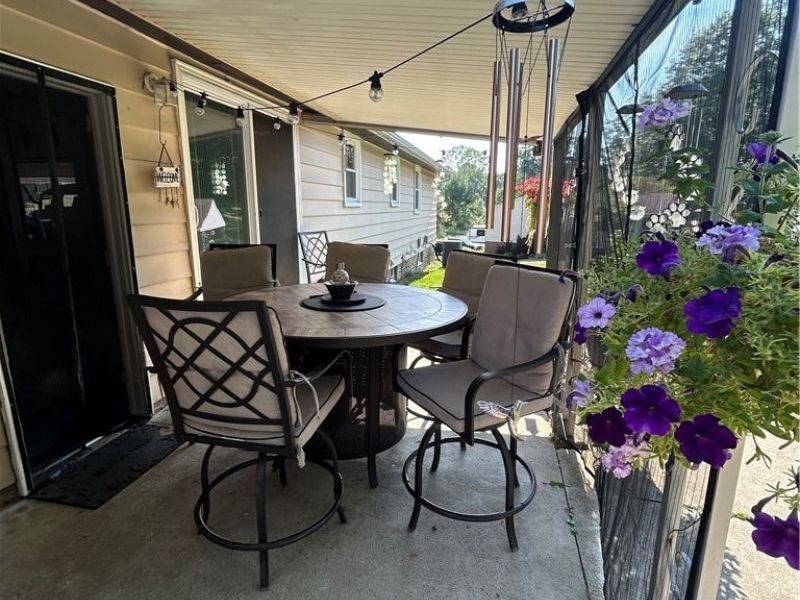 6641 Hillfield Street NW, North Canton, OH 44720 Photo 9