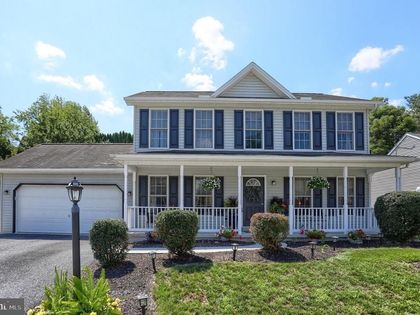 55 SWEET ARROW DRIVE Hummelstown, PA 17036