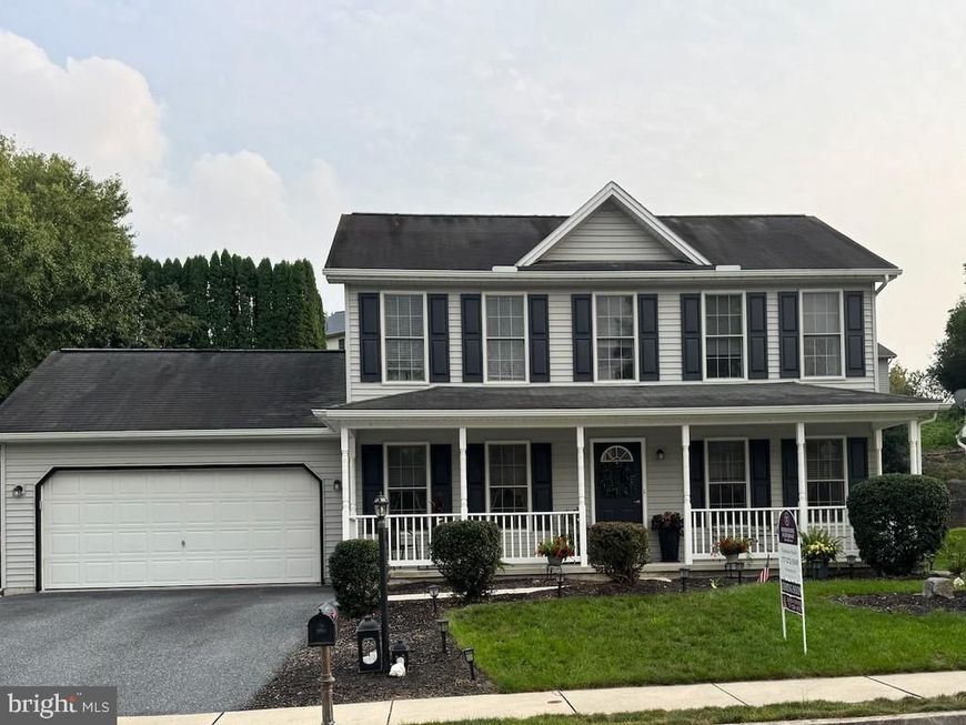 55 Sweet Arrow Drive, Hummelstown, PA 17036 Main Photo