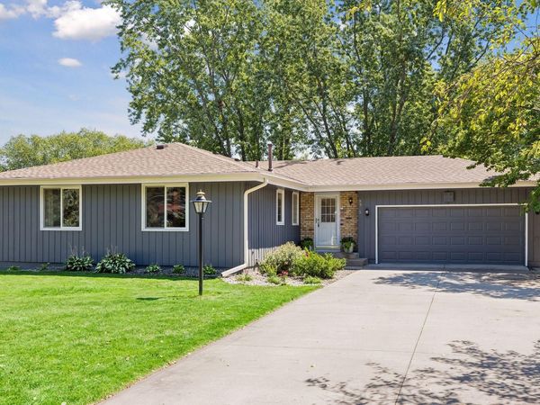 9925 Nord Road, Bloomington, MN 55437