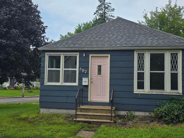 507 Pleasant Avenue, Albert Lea, MN 56007