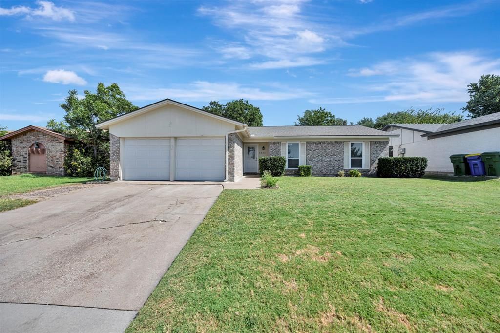 6453 Starnes Road, Watauga, TX 76148 Main Photo