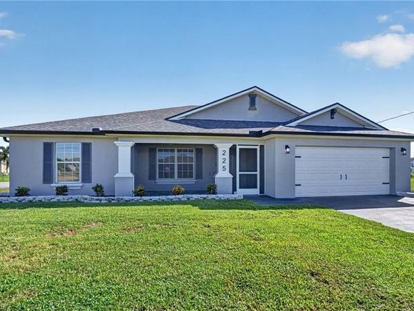 225 NW Douglas PKWY , CAPE CORAL, FL 33993
