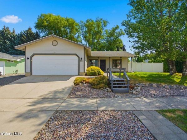 781 S Pleasant View RD , Post Falls, ID 83854