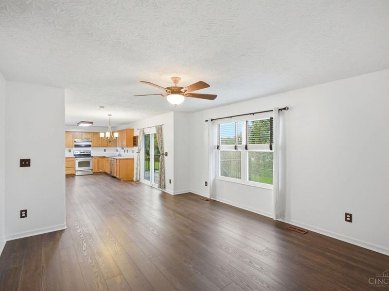 265 Bridle Pass Way, Monroe, OH 45050 Photo 18