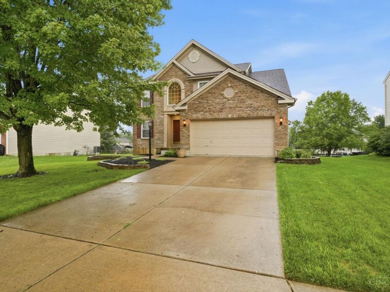 265 Bridle Pass Way, Monroe, OH 45050 Photo 2