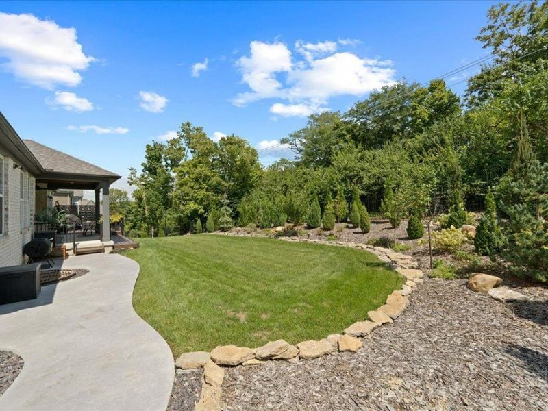 8858 Old Farm Drive, West Chester, OH 45069 Photo 5