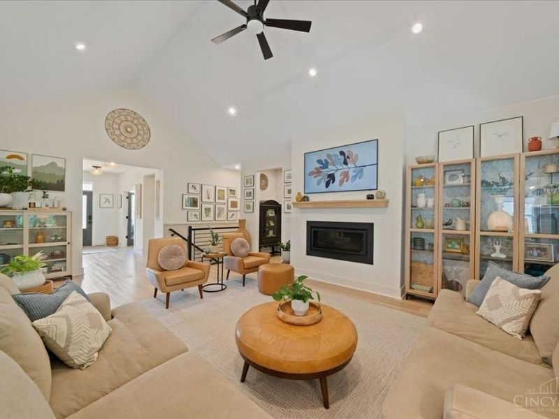 8858 Old Farm Drive, West Chester, OH 45069 Photo 9