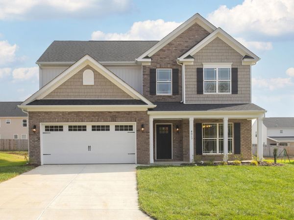 5019 Salient Dr , Spring Hill, TN 37174