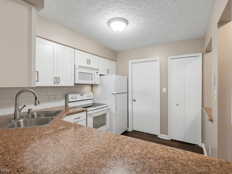 1203 Canyon View Road, Northfield, OH 44067 Photo 5