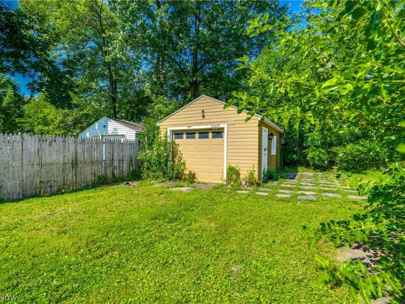 1022 Merton Avenue, Akron, OH 44306 Photo 17