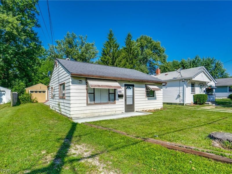 1022 Merton Avenue, Akron, OH 44306 Photo 2