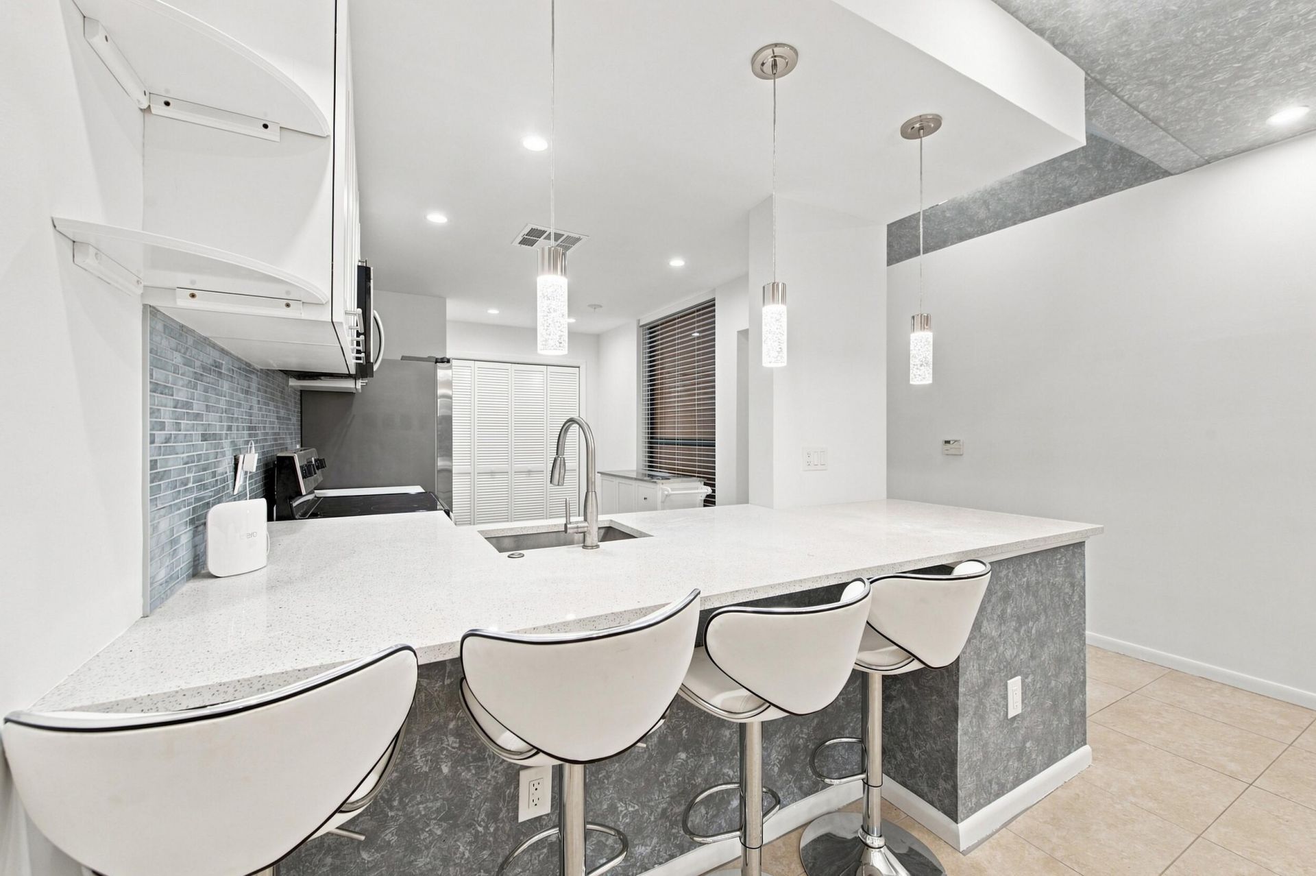 7508 La Paz Boulevard, Unit 107, Boca Raton, FL 33433 Photo