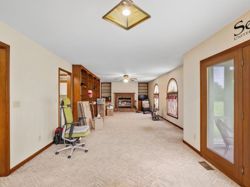 303 Andover Drive, London, OH 43140 Photo 13
