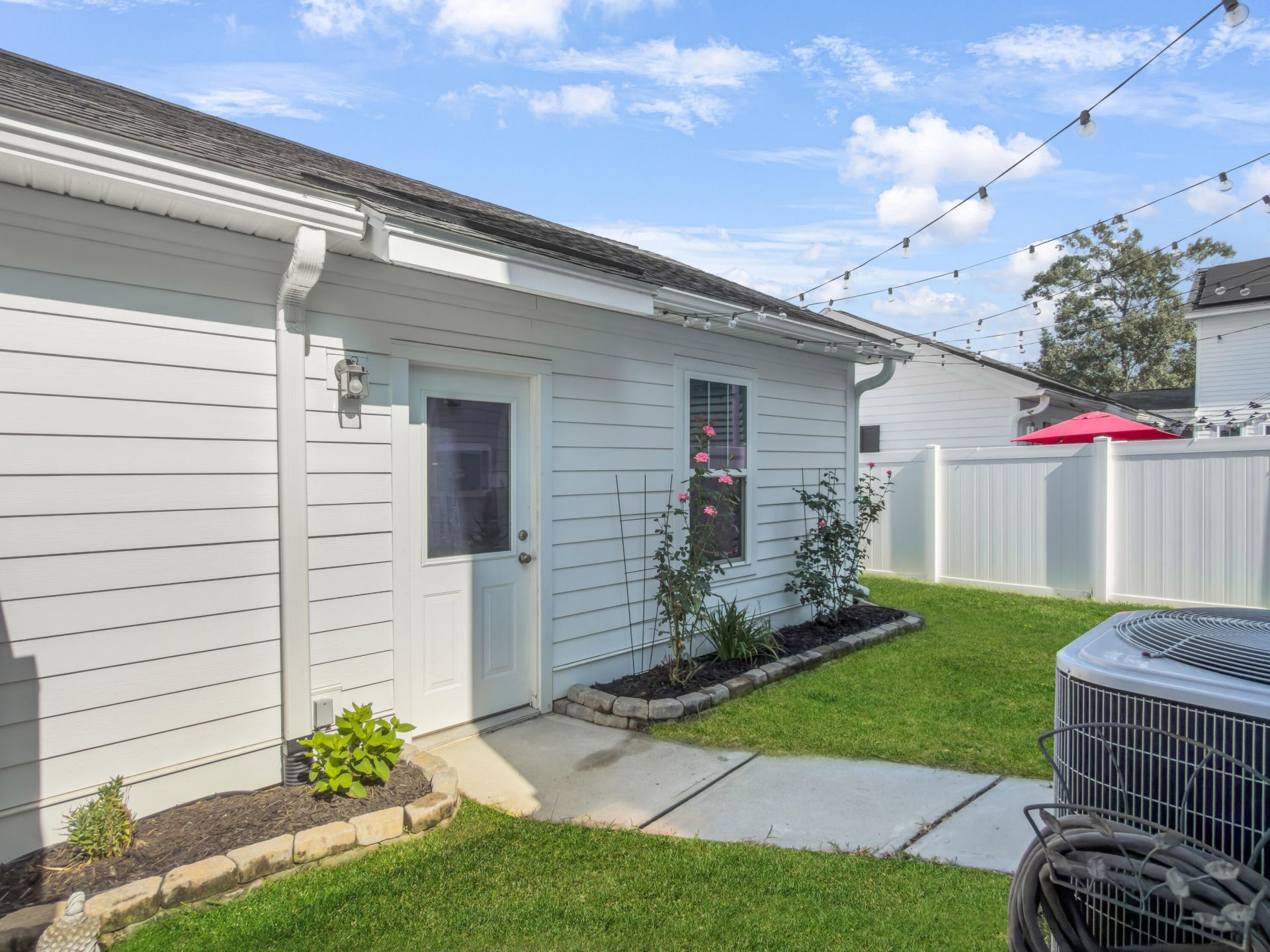 860 Rue Drive Photo 43