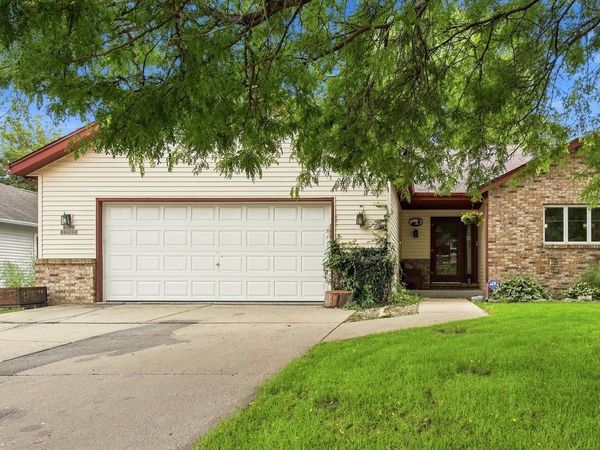 W199N11283 Rosewood COURT, Germantown, WI 53022