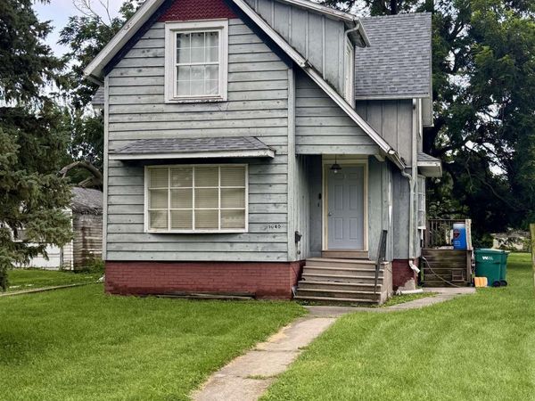 1040 E BERRIEN Street, Galesburg, IL 61401