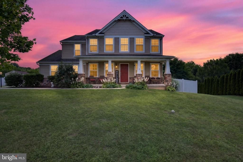 240 SPRING MEADOWS ROAD, MANCHESTER, PA 17345