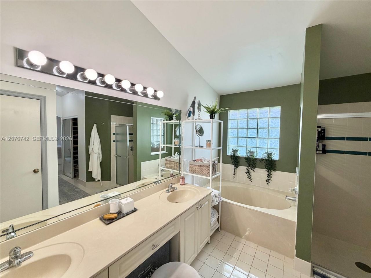 415 NW 165th Ave, Pembroke Pines, FL 33028 Photo