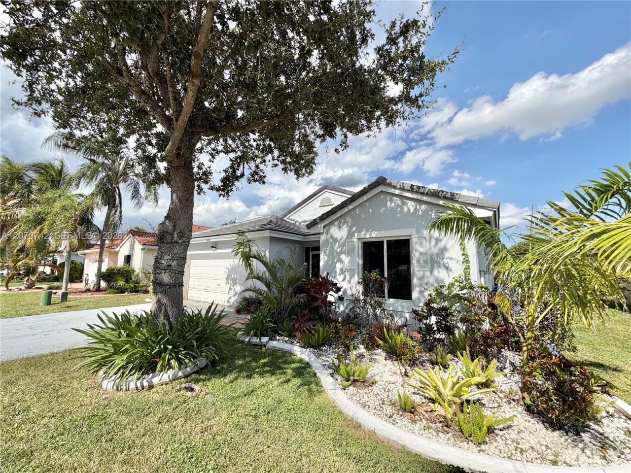 415 NW 165th Ave, Pembroke Pines, FL 33028 Photo