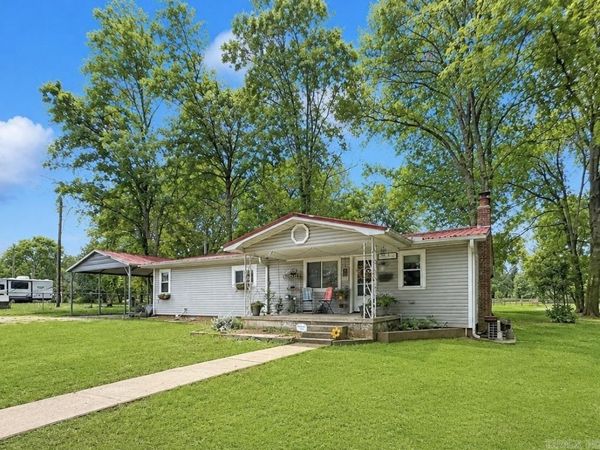 15 S 1st Street , Pangburn, AR 72121