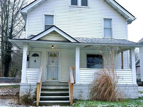1741 W Market Street , Warren, OH 44485