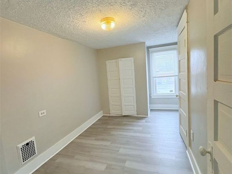 1741 W Market Street, Warren, OH 44485 Photo 3