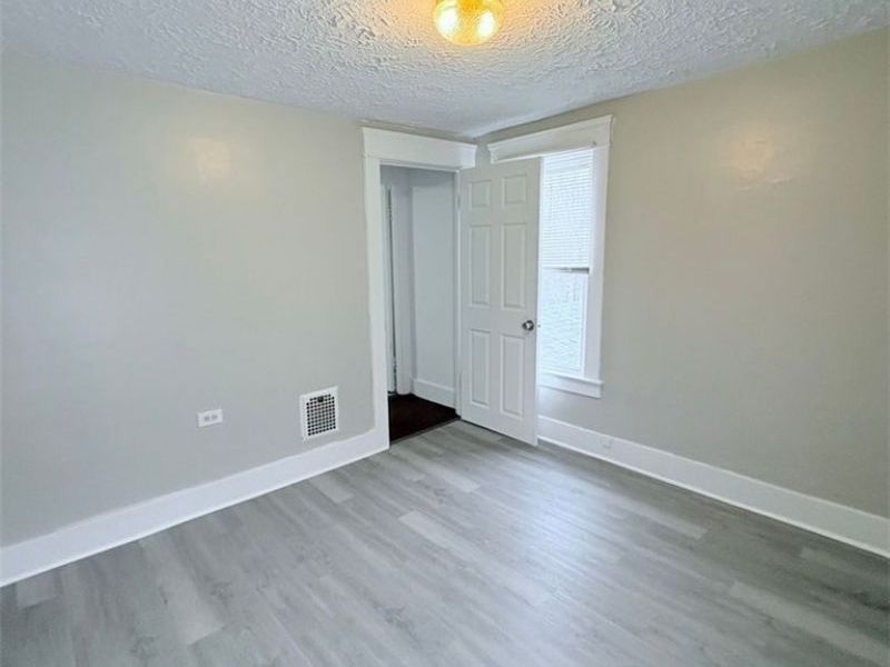 1741 W Market Street, Warren, OH 44485 Photo 9
