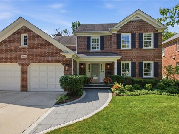 2309 Larkdale Drive , Glenview, IL 60025