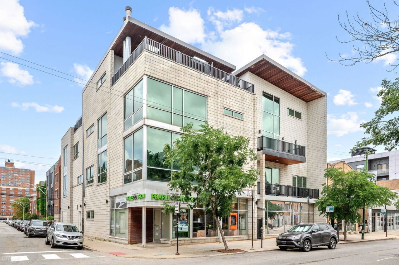 1555 W Pearson Street, Unit D, Chicago, IL 60642 Main Photo