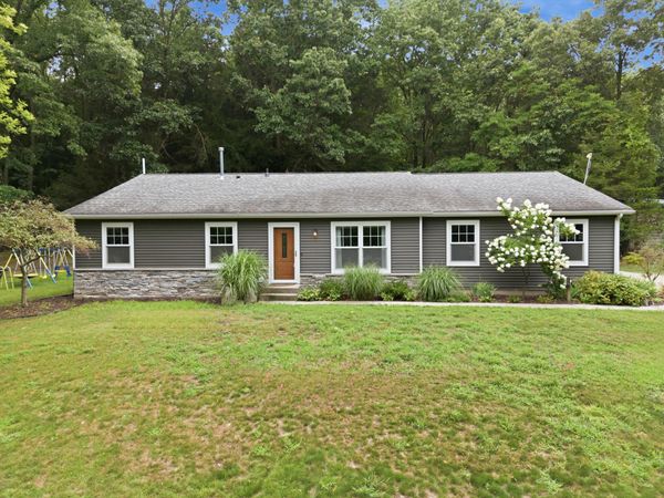 5643 E C Avenue, Richland, MI 49083