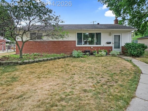 31709 Fairfax Street, Livonia, Mi 48152