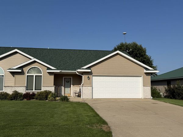 714 Washington Street, Monticello, WI 53570