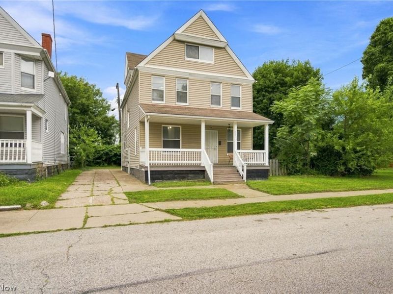 2260 E 85th Street, Cleveland, OH 44106 Photo 3