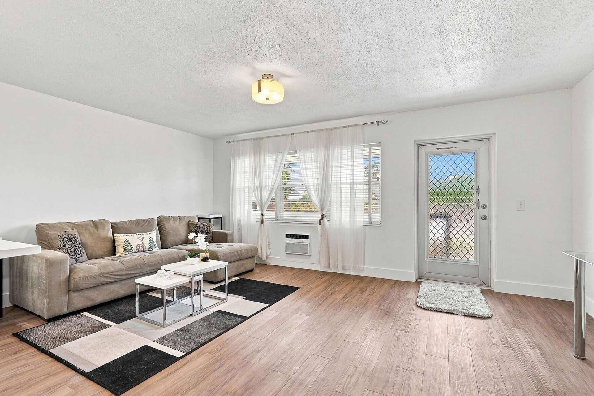 143 Cambridge F, West Palm Beach, FL 33417 Photo