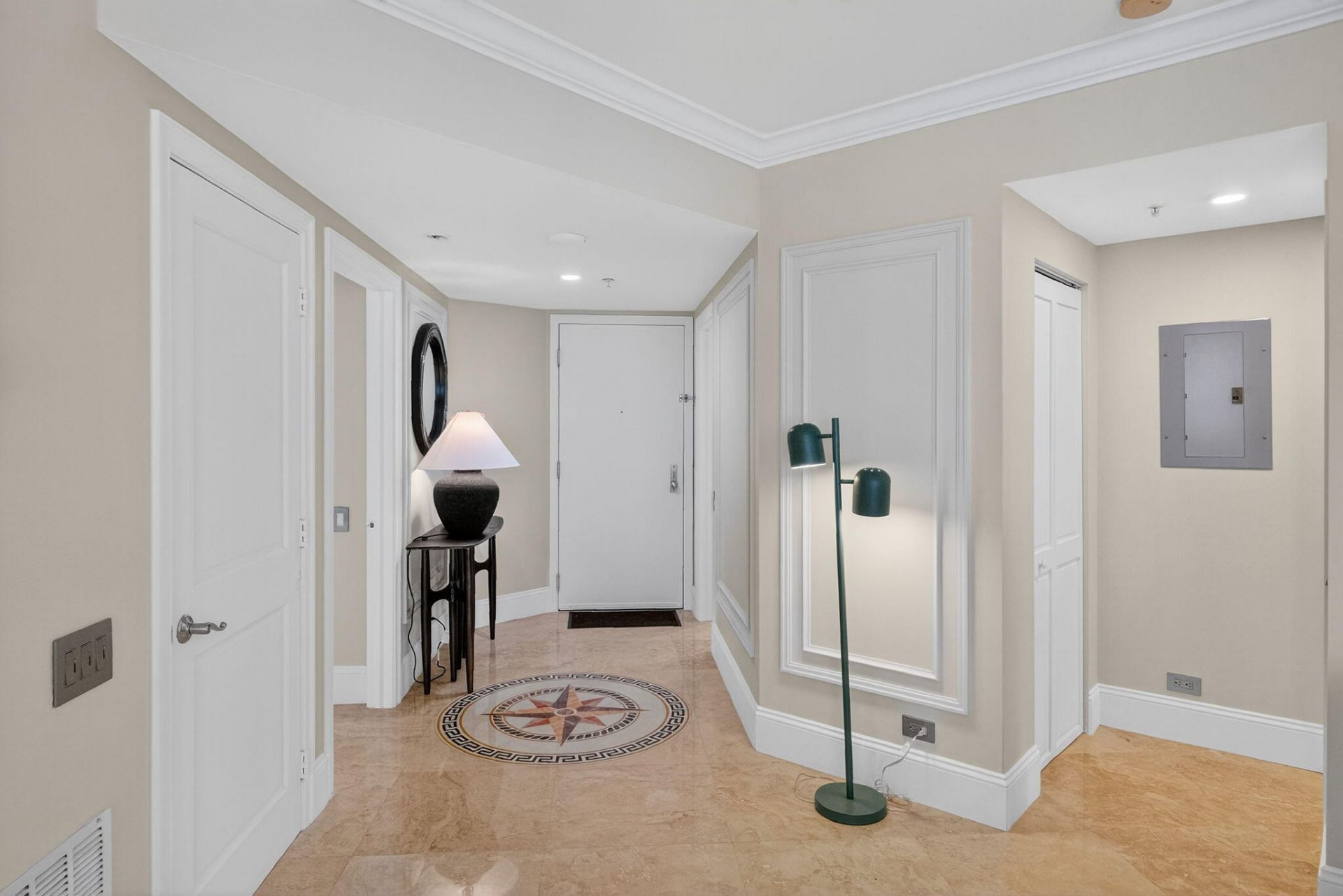 701 Brickell Key Boulevard, Unit 1604, Miami, FL 33131 Photo