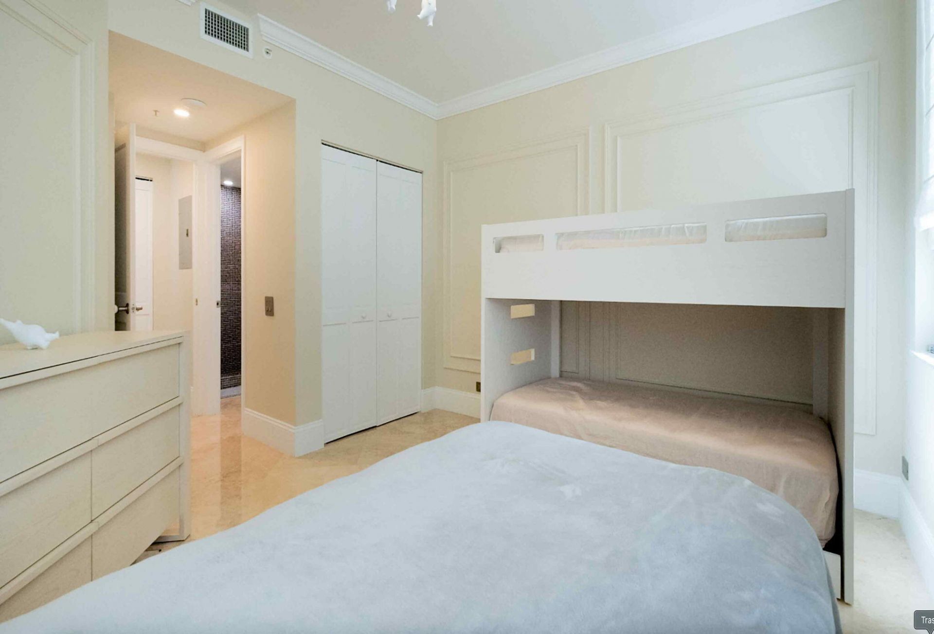 701 Brickell Key Boulevard, Unit 1604, Miami, FL 33131 Photo
