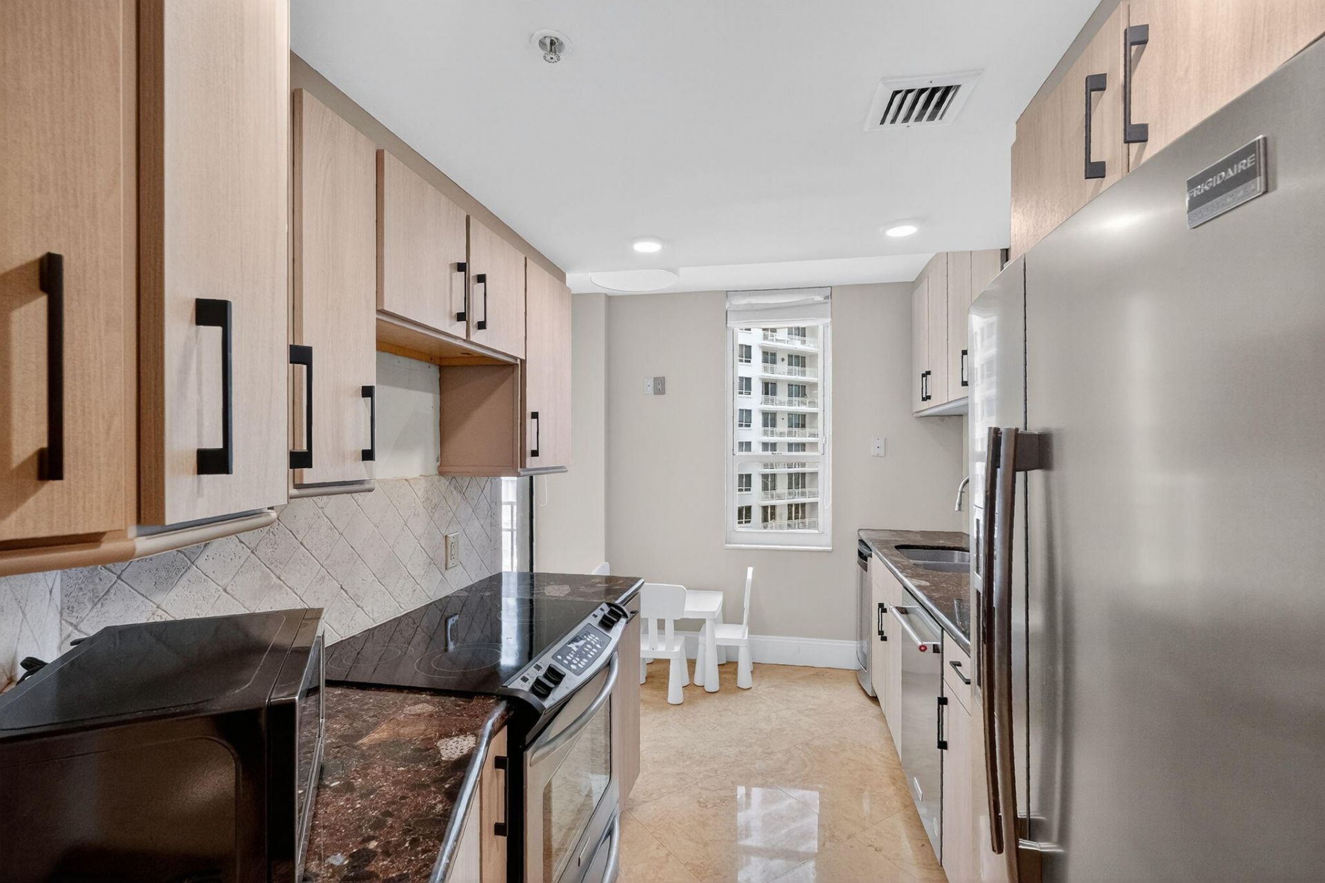 701 Brickell Key Boulevard, Unit 1604, Miami, FL 33131 Photo
