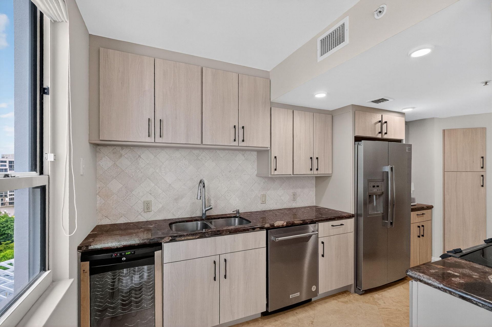 701 Brickell Key Boulevard, Unit 1604, Miami, FL 33131 Photo