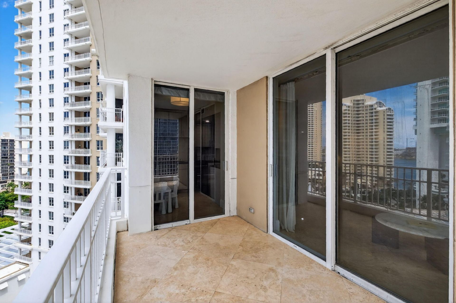 701 Brickell Key Boulevard, Unit 1604, Miami, FL 33131 Photo