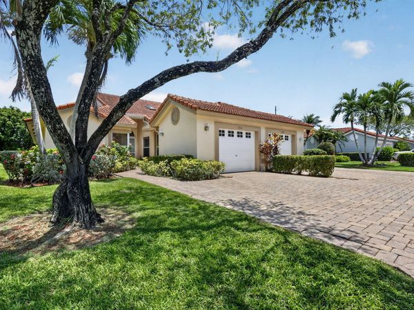 7223 Summer Tree Drive, Boynton Beach, FL 33437