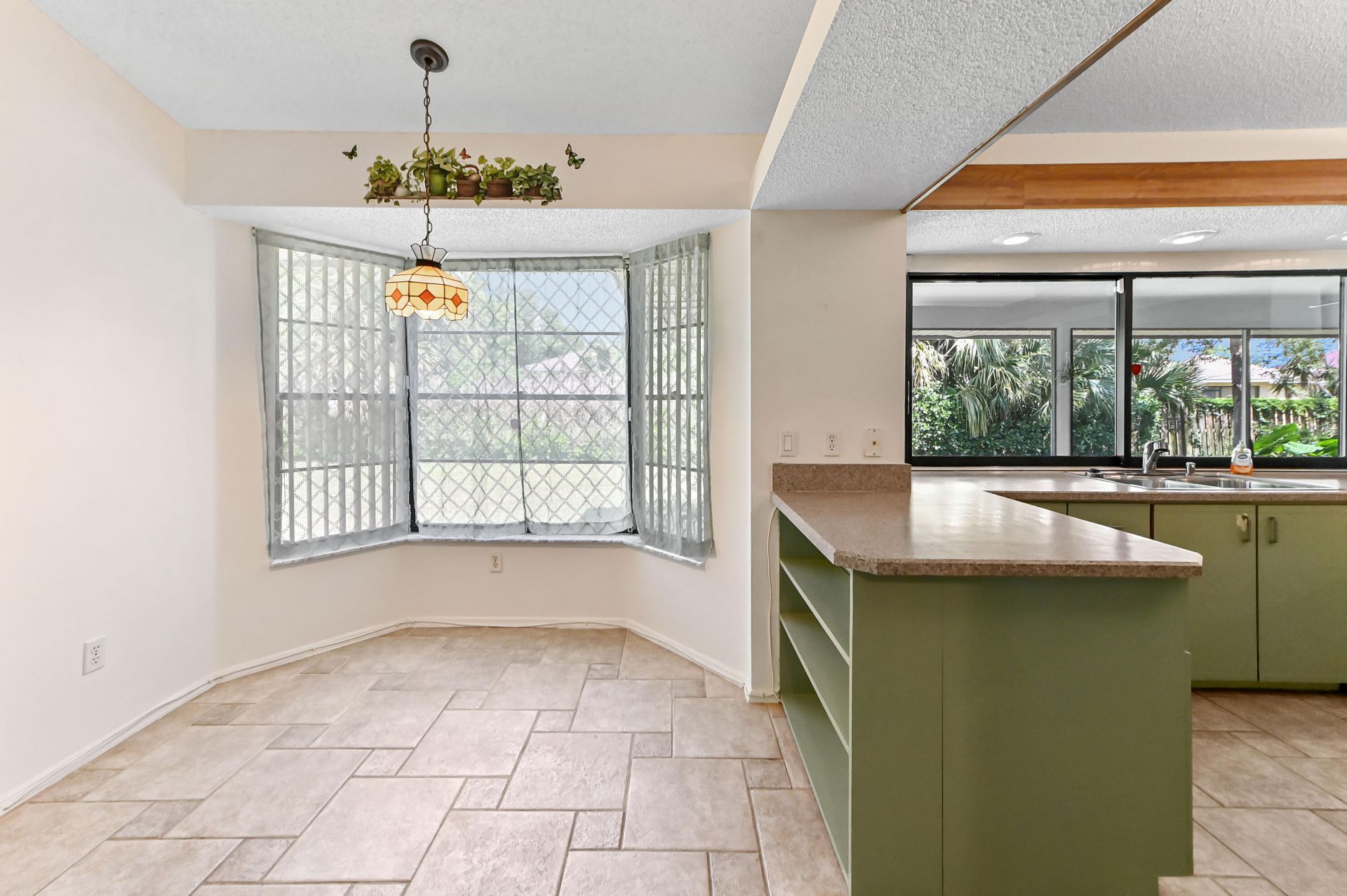 2525 SW Grotto Circle, Port Saint Lucie, FL 34953 Photo