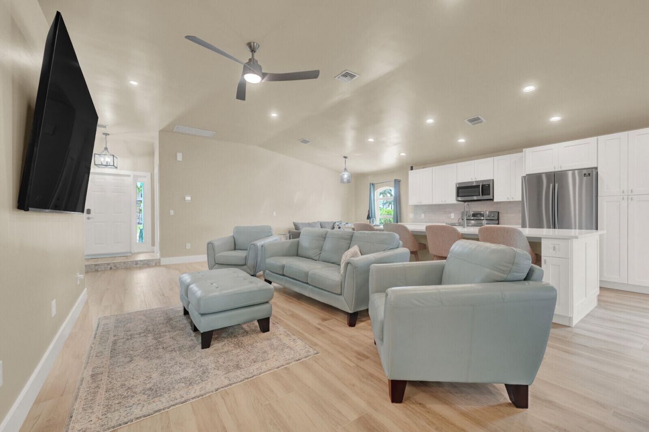 6371 Dania Street, Jupiter, FL 33458 Photo