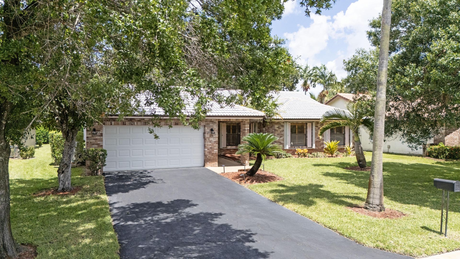 11929 NW 2nd Manor, Coral Springs, FL 33071 Photo